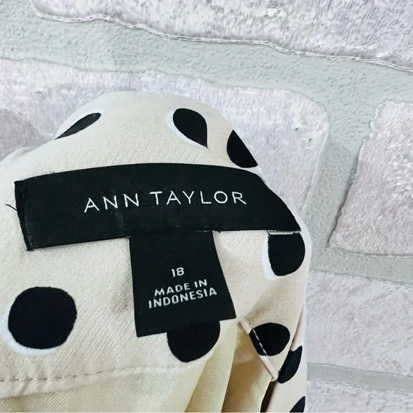 Ann Taylor Black and Cream Polka Dot Button Front Tie Belt Midi Skirt Size 18 - Picture 10 of 11